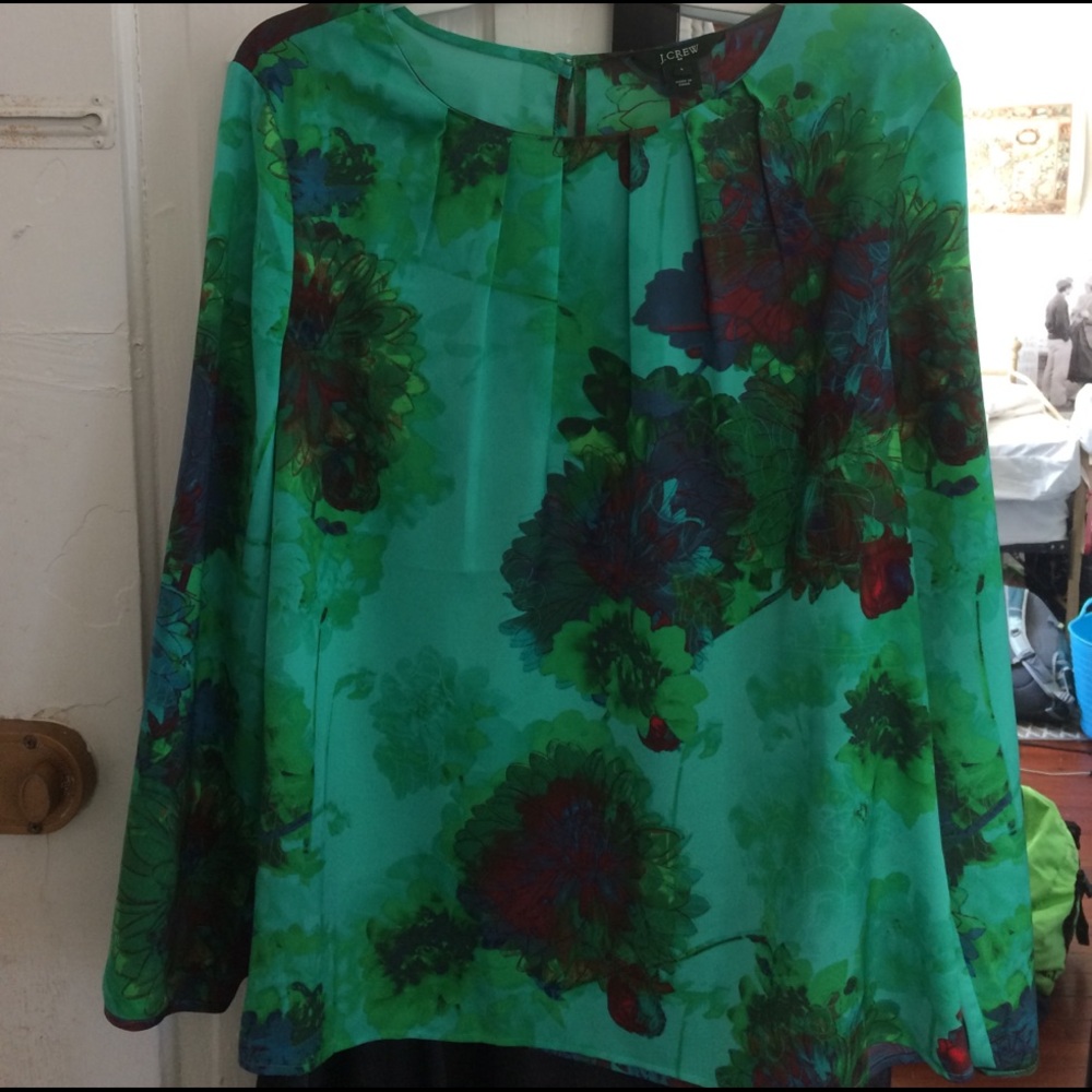 Floral print dressy top